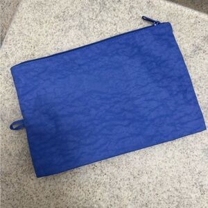 BAGGU Blue Cosmetic Bag